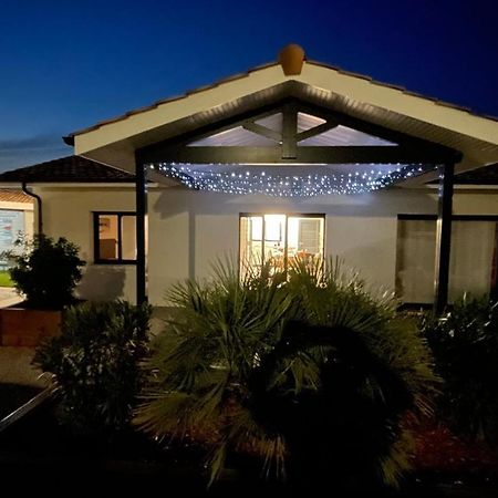 Villa Moderne Avec Spa A Montalivet Vensac Exterior foto